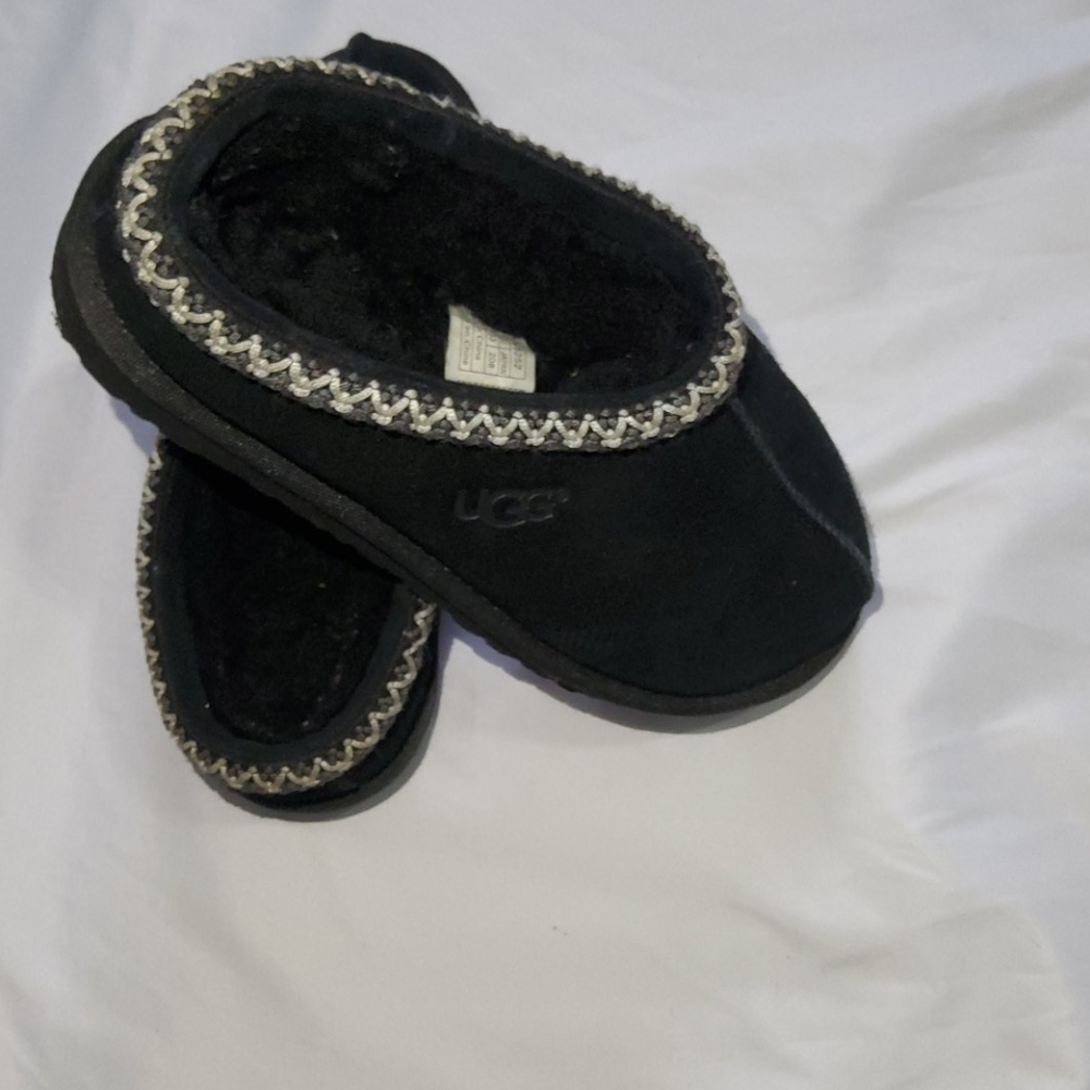 Ugg slippers
